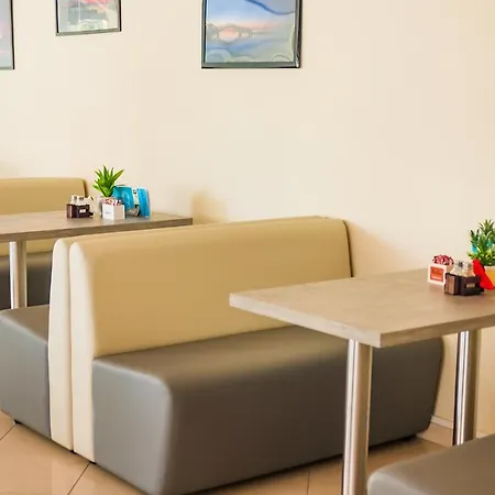 Bed & Breakfast Cosmopol Nidhrion